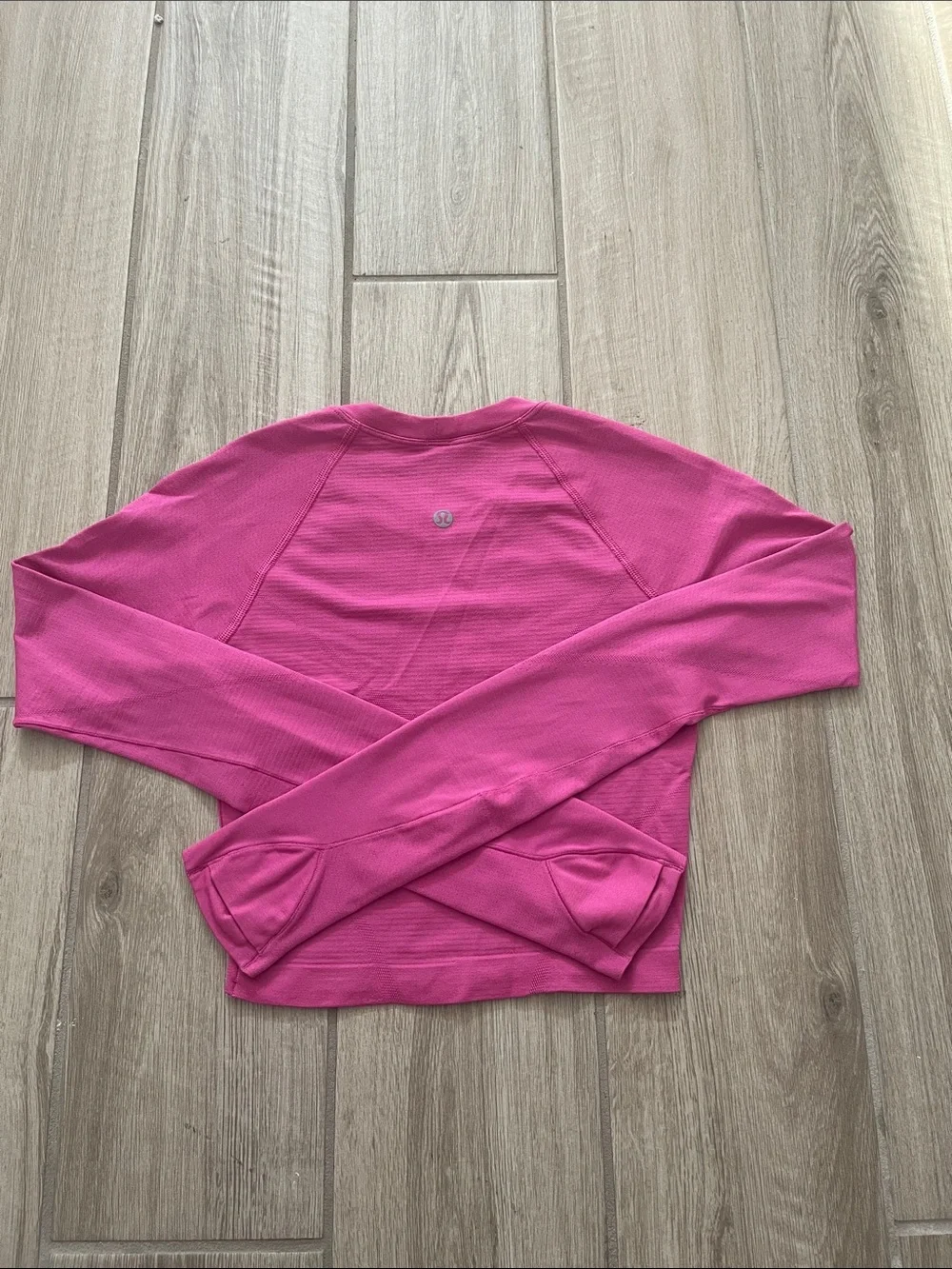 Lululemon Swiftly Tech cropped Long Sleeve Shirt 2.0 Sonic Pink Sz 2